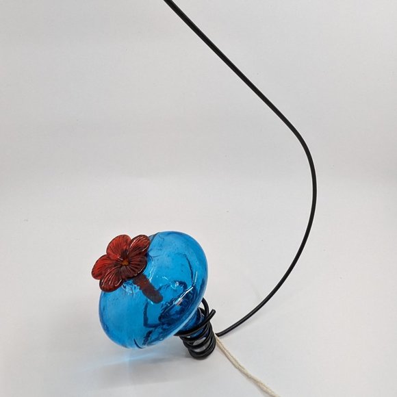 Hummingbird feeder hand blown glass - Picture 5 of 13